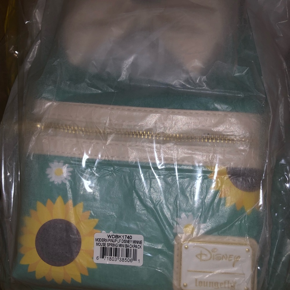 Loungefly Minnie Sunflower Mini Backpack - Picture 3 of 3